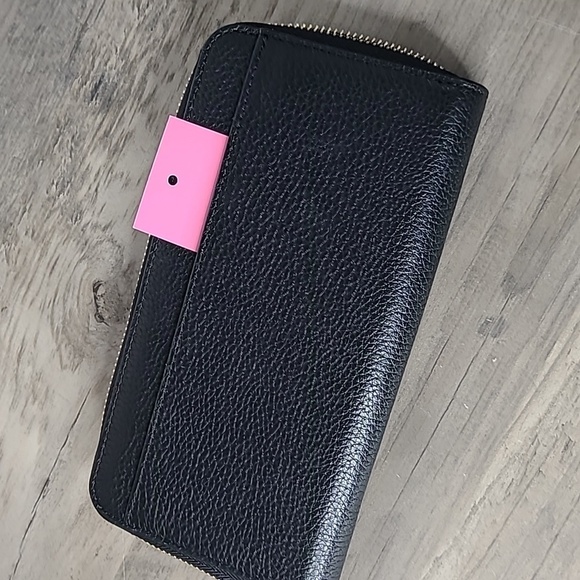 Kate Spade Large Continental Wallet - Picture 5 of 6